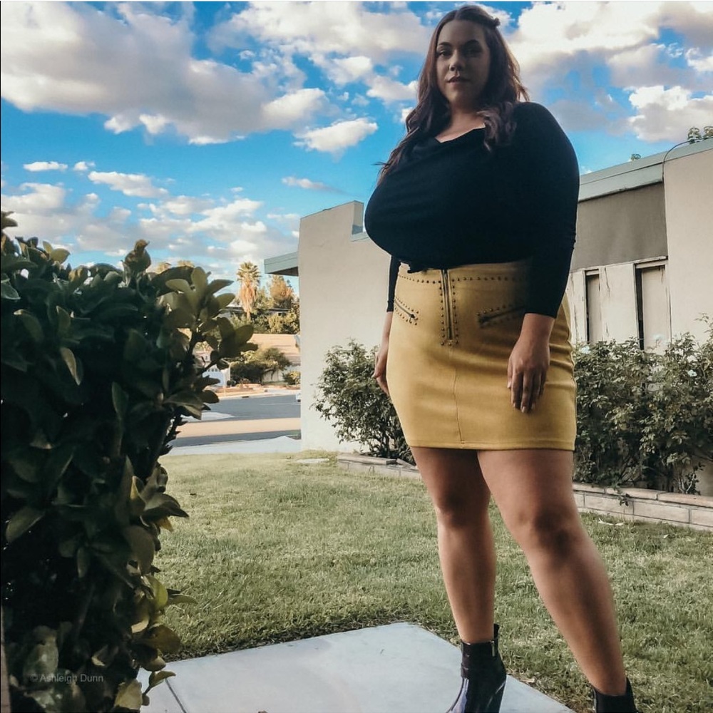 🙌🏽Let’s Go For A Ride Skirt🙌🏽